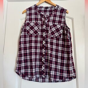 EDDIE BAUER Women’s Plaid Sleeveless Button-Up Shirt. Large.